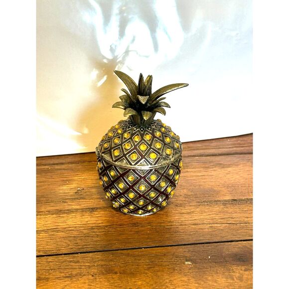 Jeweled Pineapple Magnetized Hinged-Top Trinket Holder, Magnetic - Picture 3 of 6